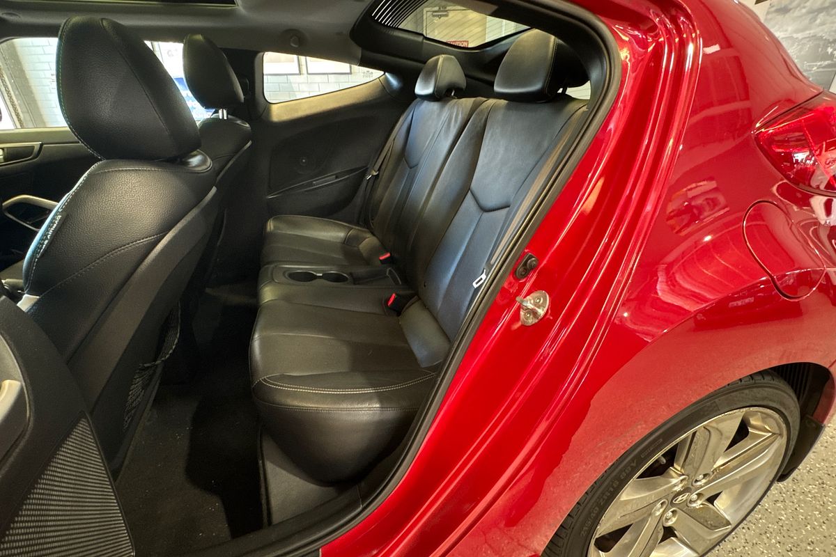 2013 Hyundai Veloster SR Turbo FS3