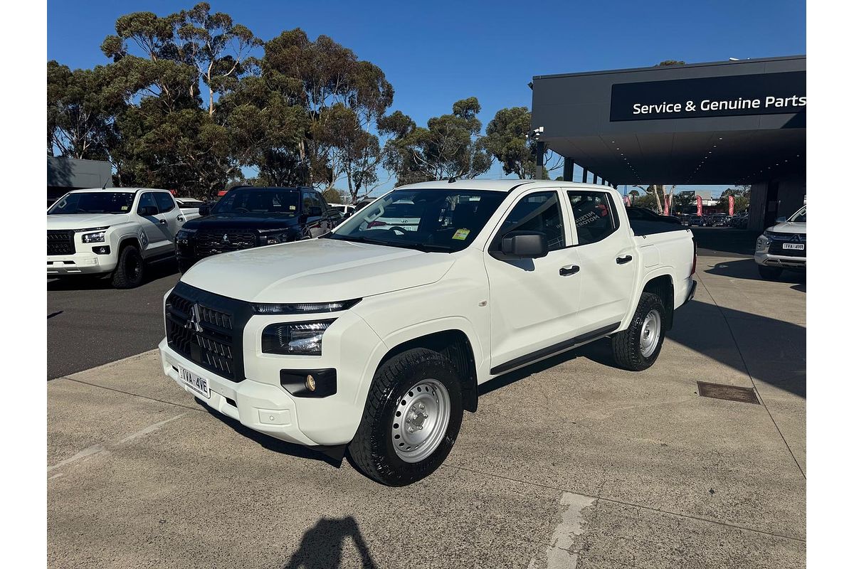 2024 Mitsubishi Triton GLX MV 4X4