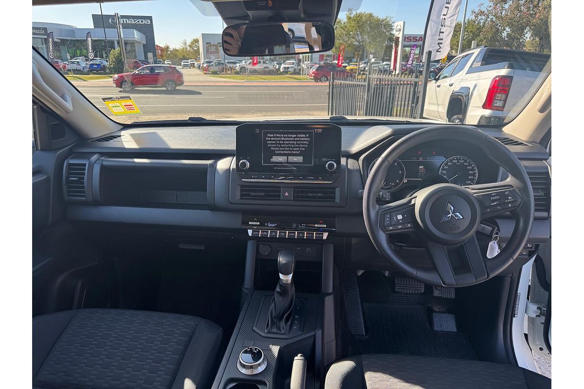 2024 Mitsubishi Triton GLX MV 4X4