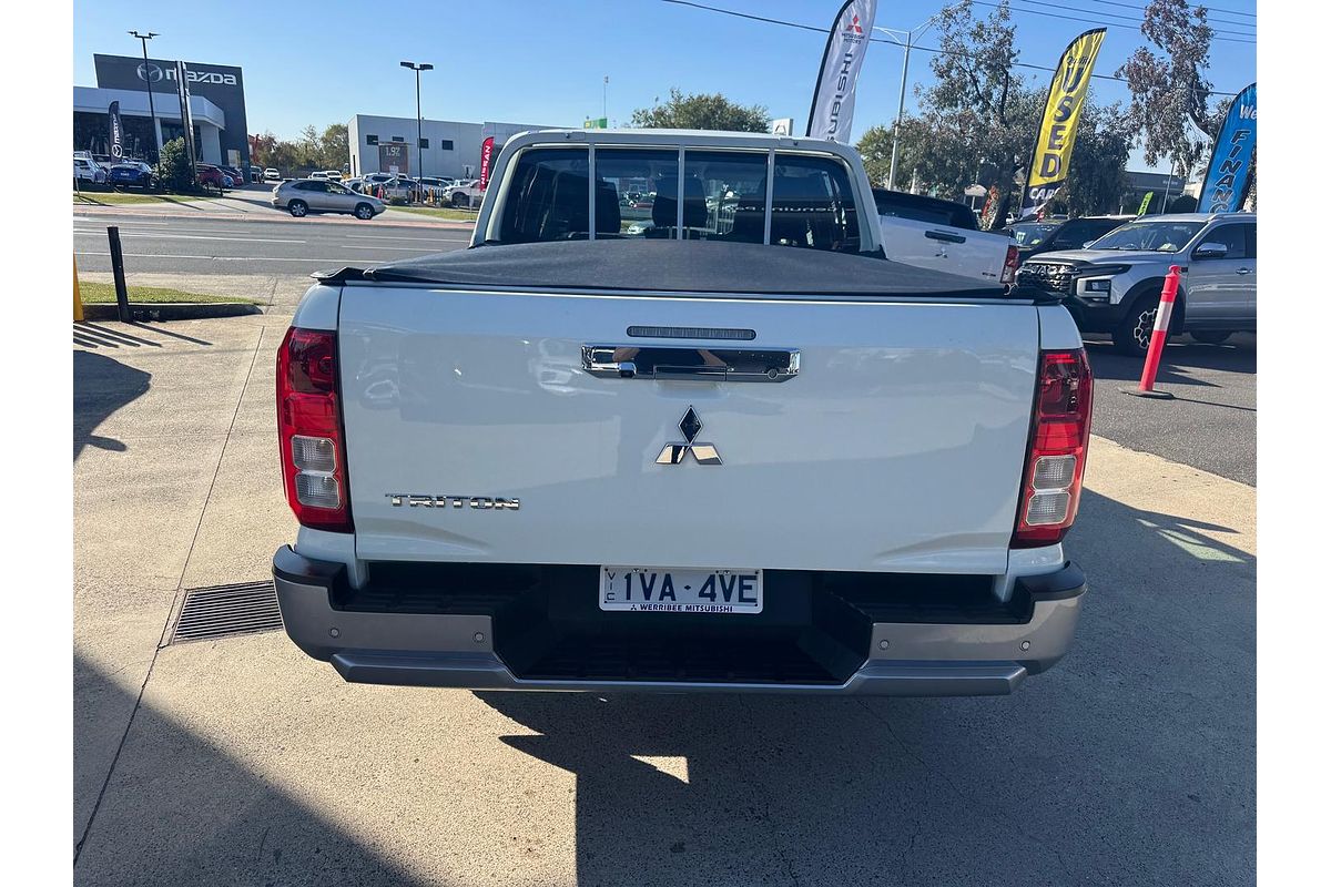 2024 Mitsubishi Triton GLX MV 4X4