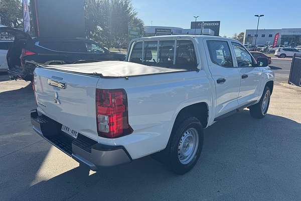 2024 Mitsubishi Triton GLX MV 4X4