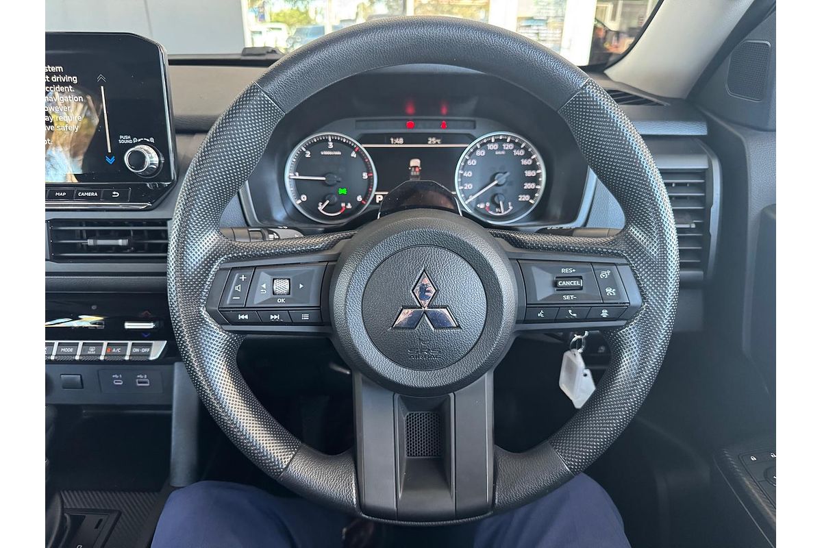 2024 Mitsubishi Triton GLX MV 4X4
