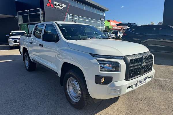 2024 Mitsubishi Triton GLX MV 4X4
