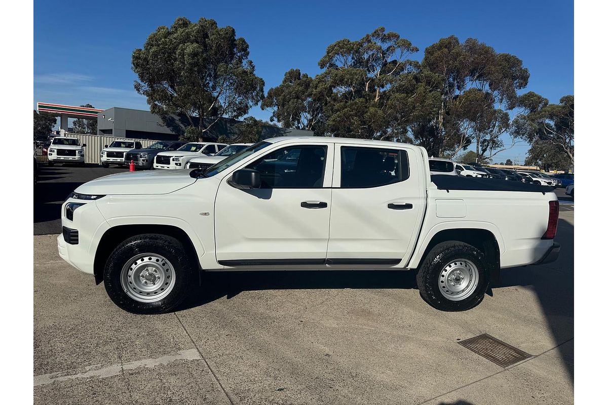 2024 Mitsubishi Triton GLX MV 4X4