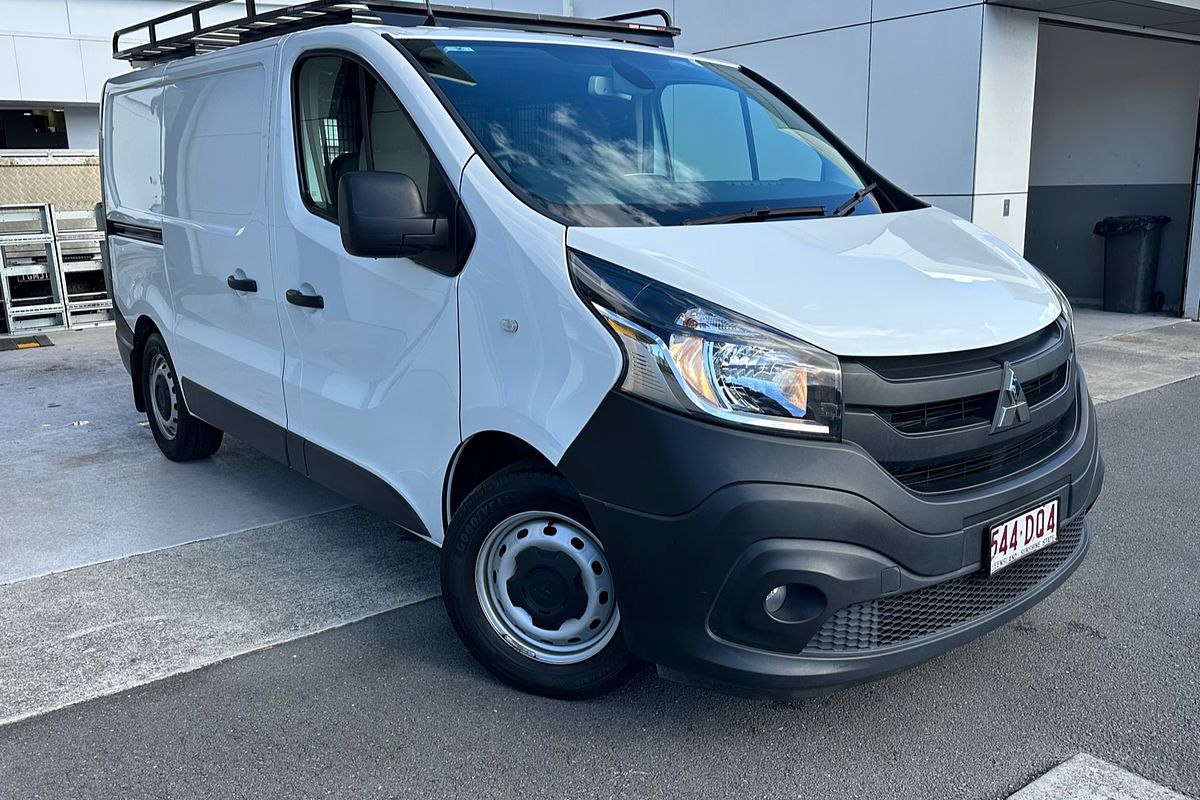 2020 Mitsubishi Express GLX SN SWB