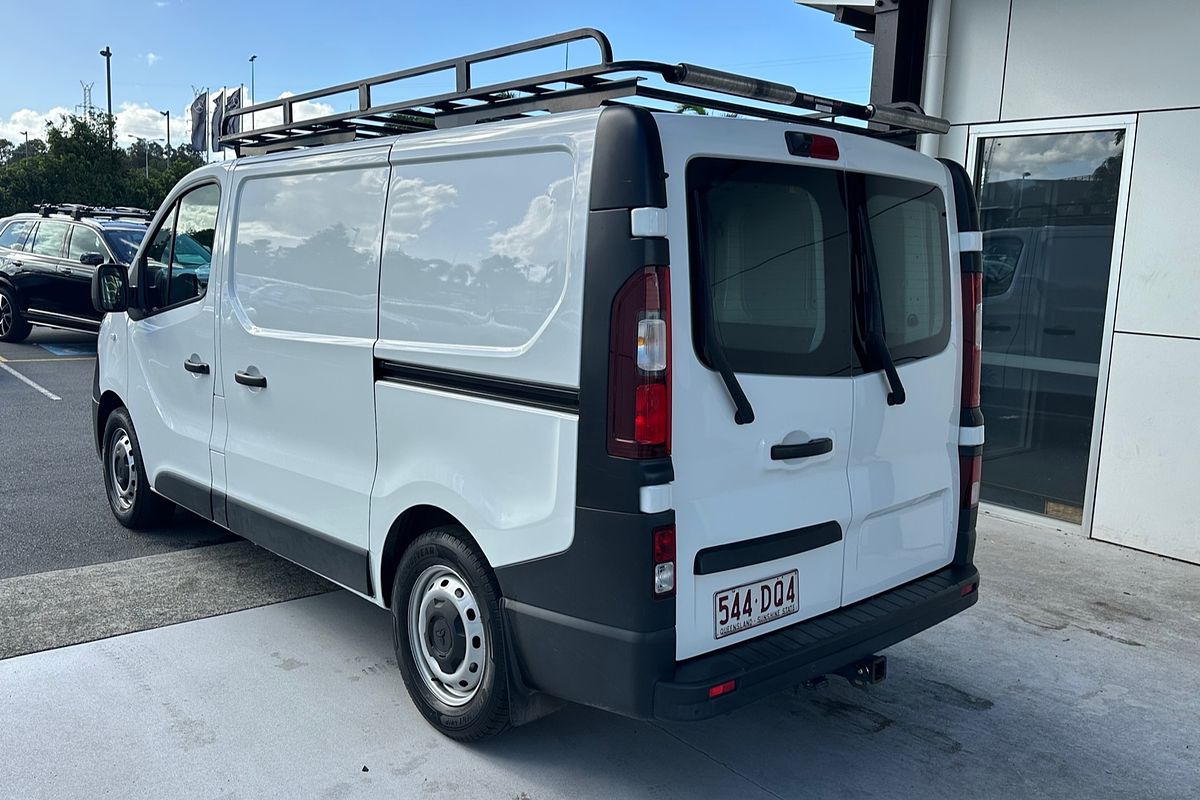 2020 Mitsubishi Express GLX SN SWB