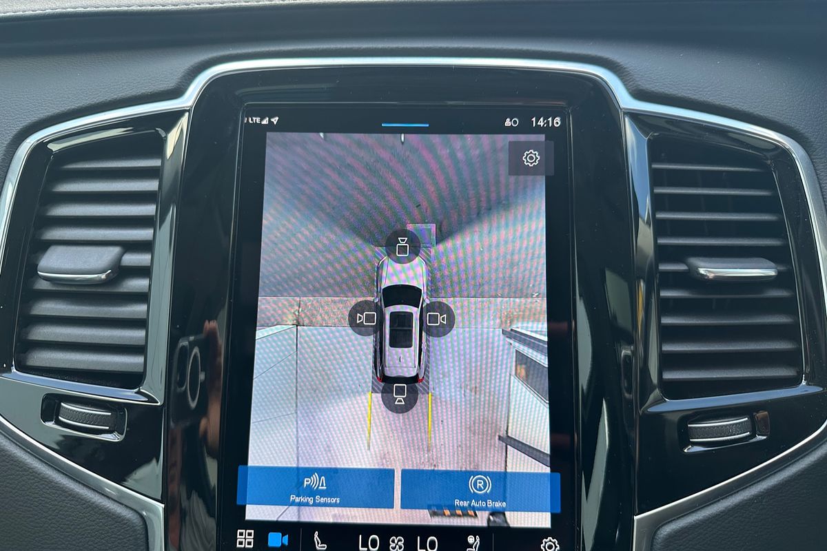 2023 Volvo XC90 Ultimate B6 Bright