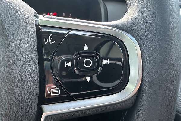 2023 Volvo XC90 Ultimate B6 Bright