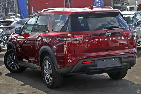 2024 Nissan Pathfinder Ti R53