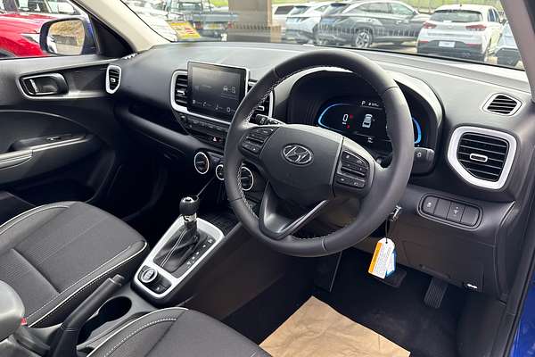 2025 Hyundai Venue Active QX.V5