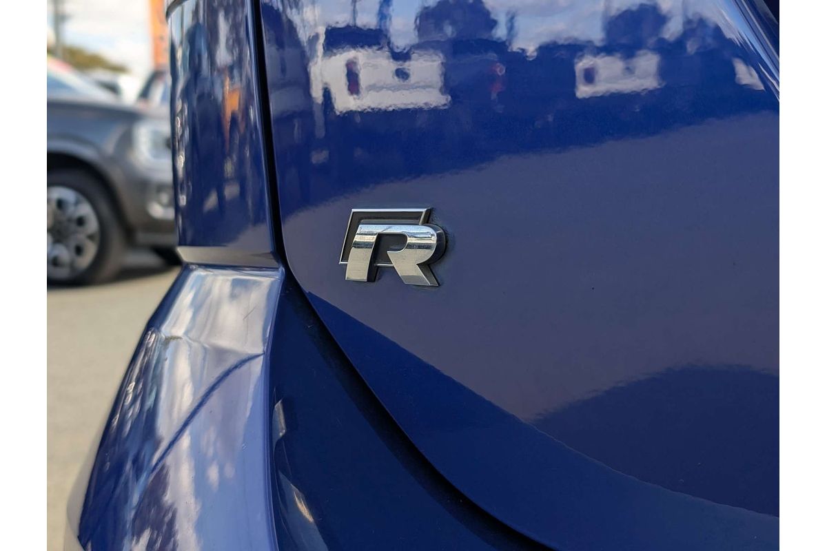 2017 Volkswagen Golf R Wolfsburg Edition 7.5