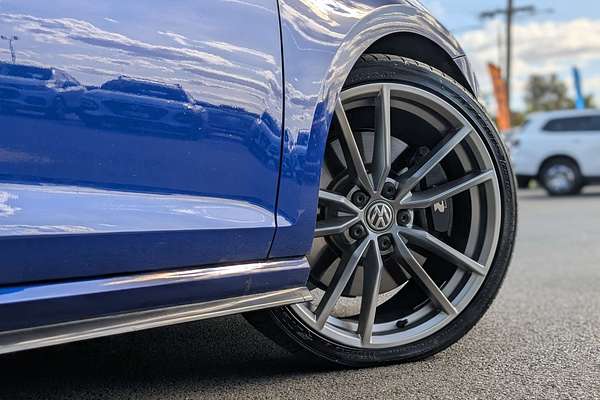 2017 Volkswagen Golf R Wolfsburg Edition 7.5