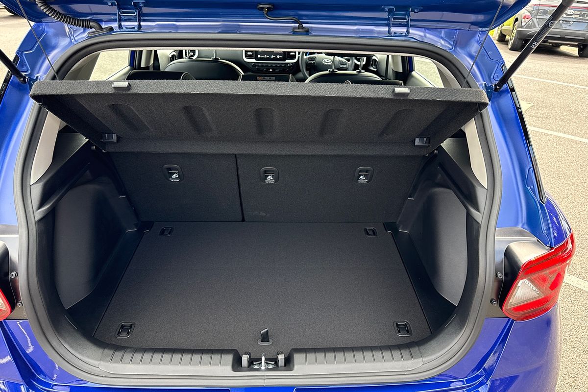 2025 Hyundai Venue Active QX.V5