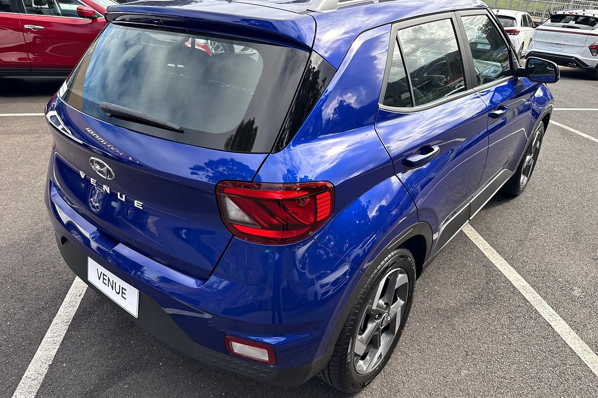2025 Hyundai Venue Active QX.V5