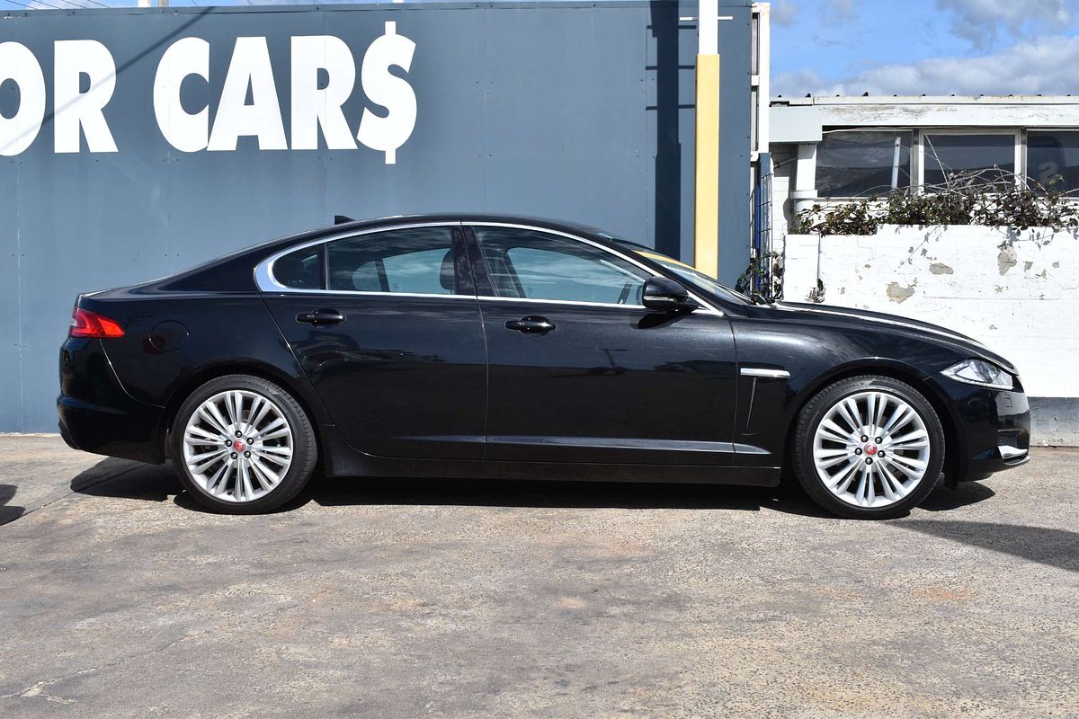 2014 Jaguar XF Premium Luxury X250