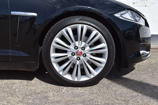 2014 Jaguar XF Premium Luxury X250