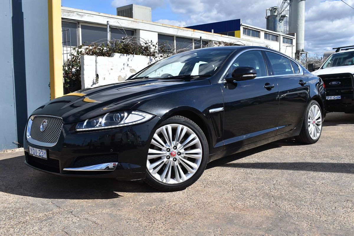 2014 Jaguar XF Premium Luxury X250