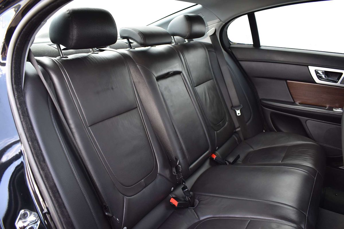 2014 Jaguar XF Premium Luxury X250