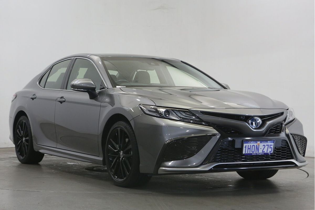 2021 Toyota Camry SX AXVH70R