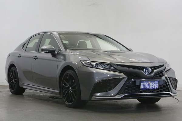 2021 Toyota Camry SX AXVH70R