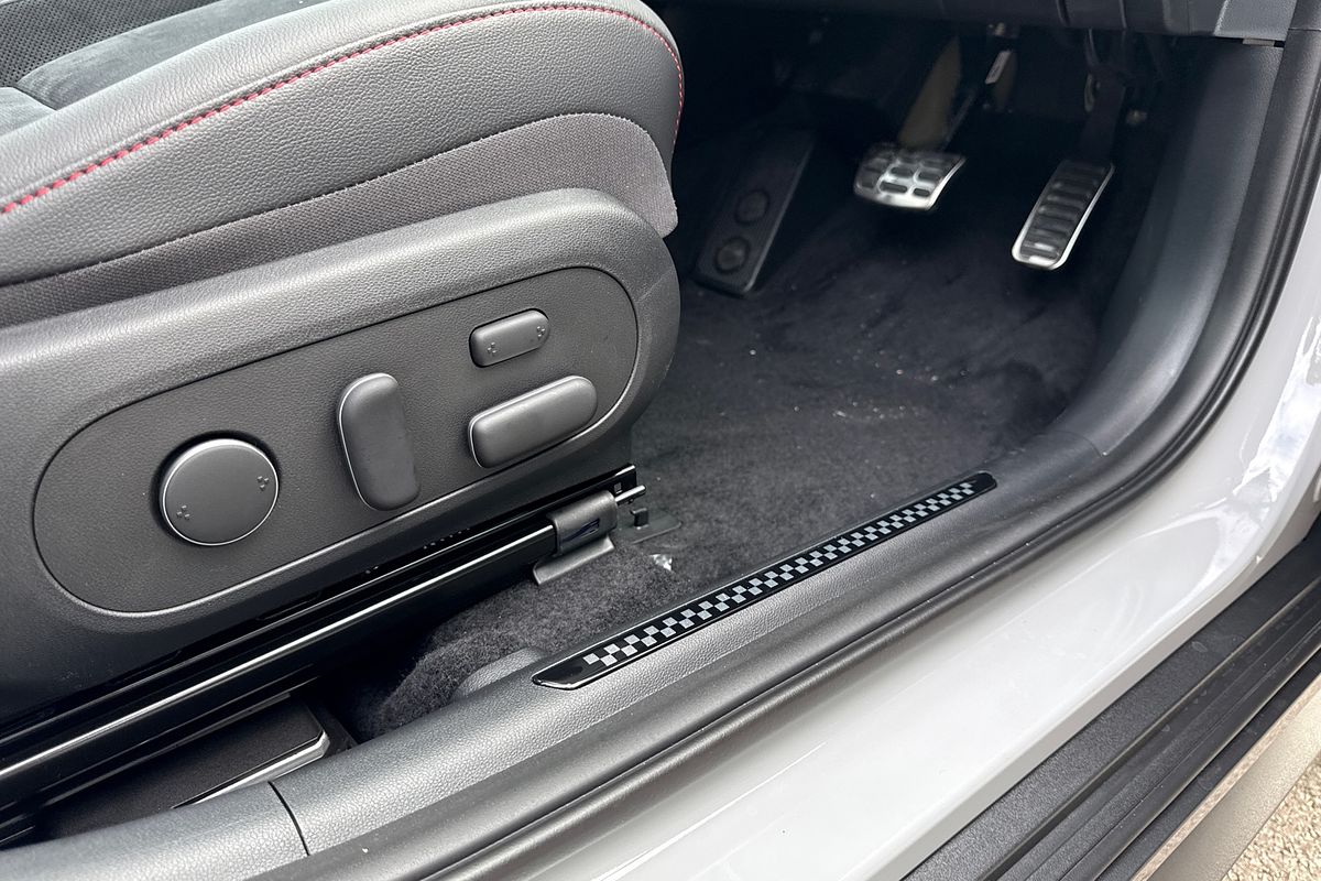 2025 Hyundai Kona Premium N Line SX2.V2