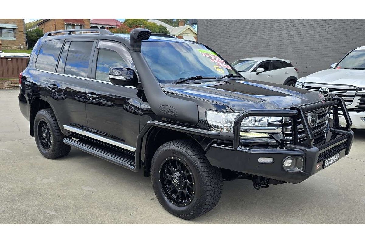 2016 Toyota Landcruiser Sahara VDJ200R