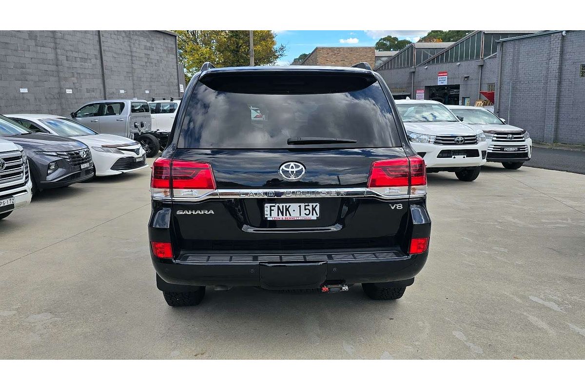 2016 Toyota Landcruiser Sahara VDJ200R