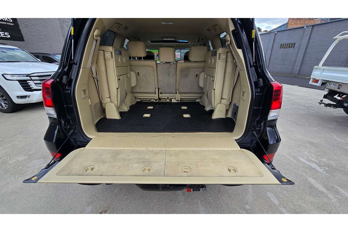 2016 Toyota Landcruiser Sahara VDJ200R