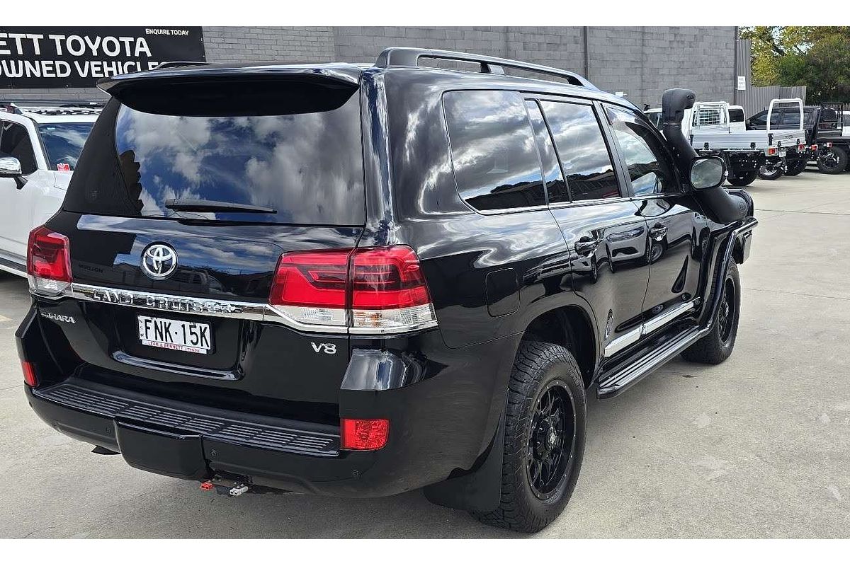 2016 Toyota Landcruiser Sahara VDJ200R