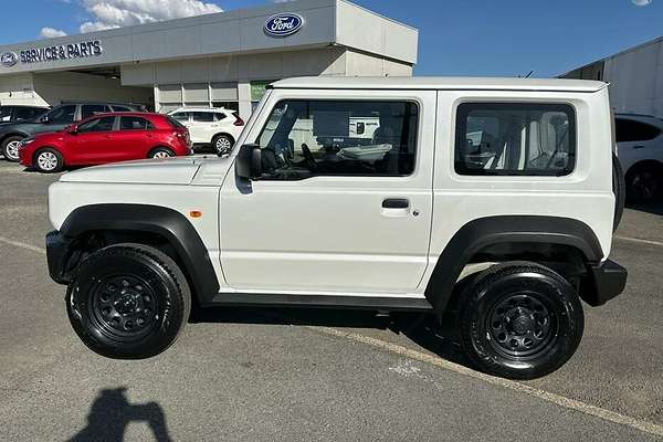 2022 Suzuki Jimny Lite GJ