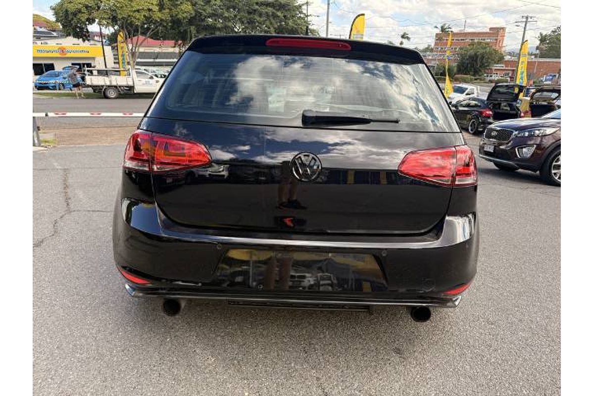 2015 Volkswagen Golf 110TSI Highline 7