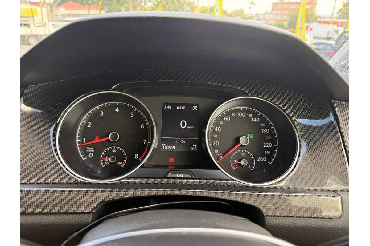 2015 Volkswagen Golf 110TSI Highline 7