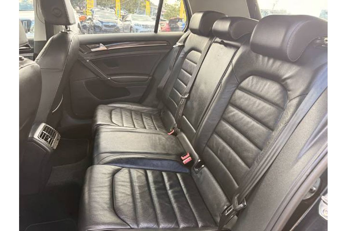 2015 Volkswagen Golf 110TSI Highline 7