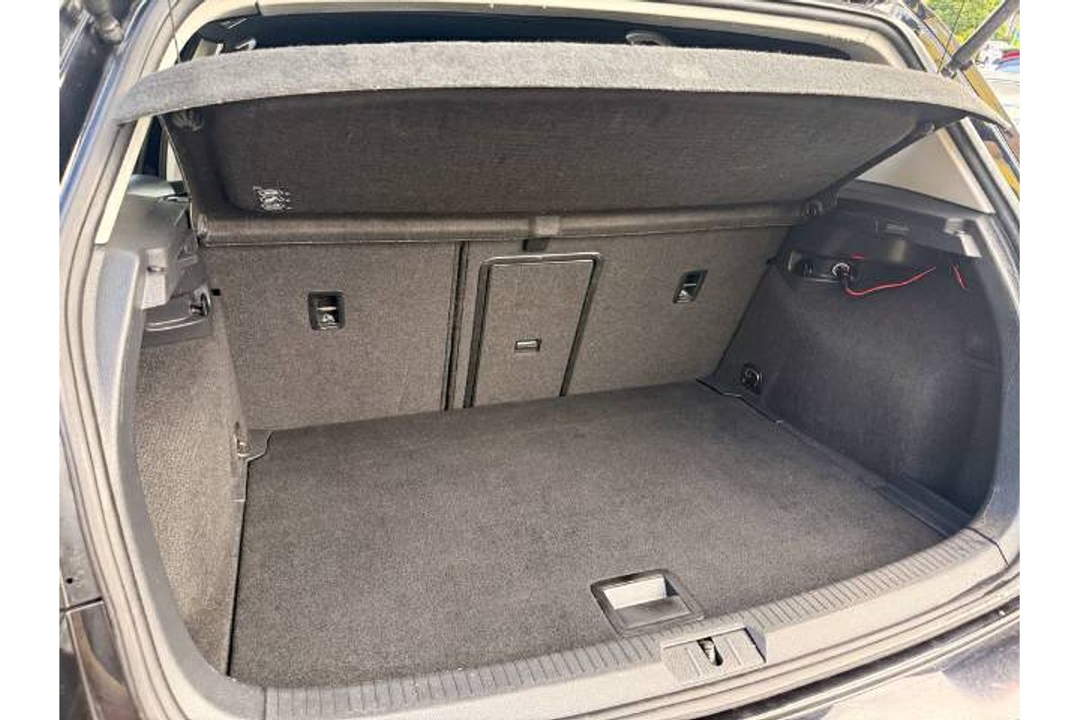 2015 Volkswagen Golf 110TSI Highline 7