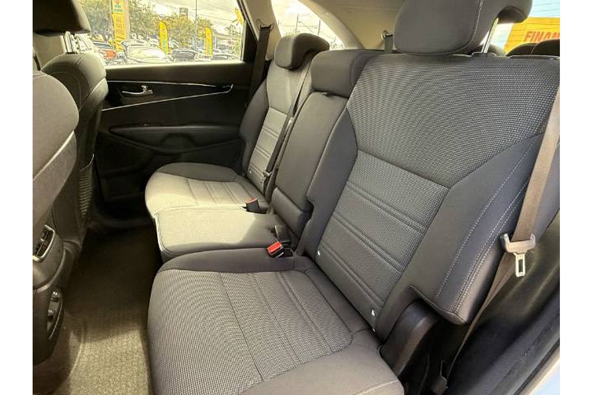 2017 Kia Sorento Si UM
