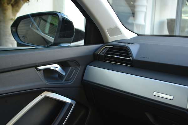 2023 Audi Q3 35 TFSI F3