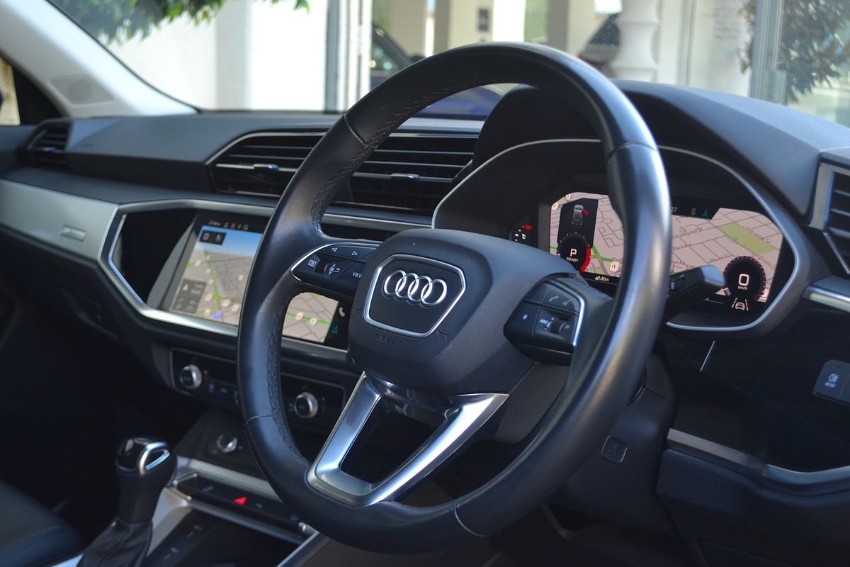 2023 Audi Q3 35 TFSI F3