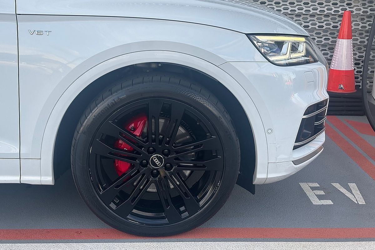 2018 Audi SQ5 FY