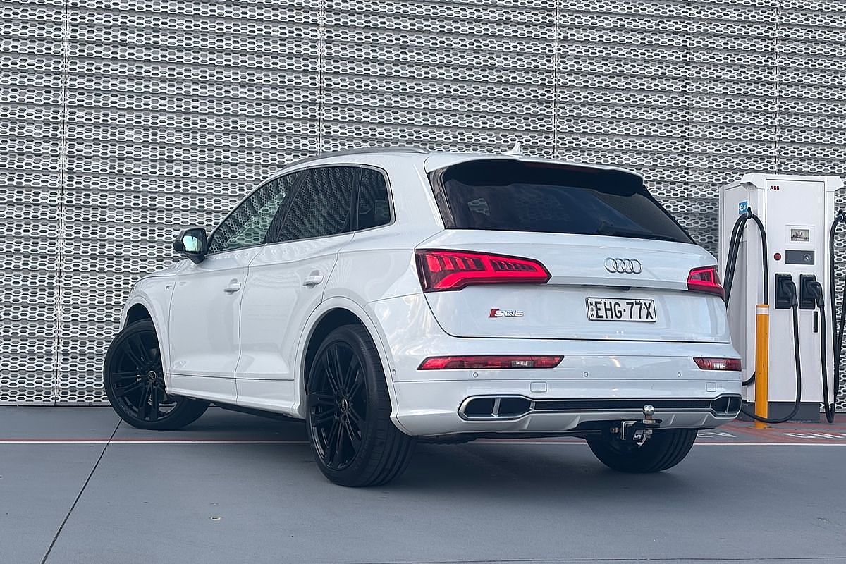 2018 Audi SQ5 FY