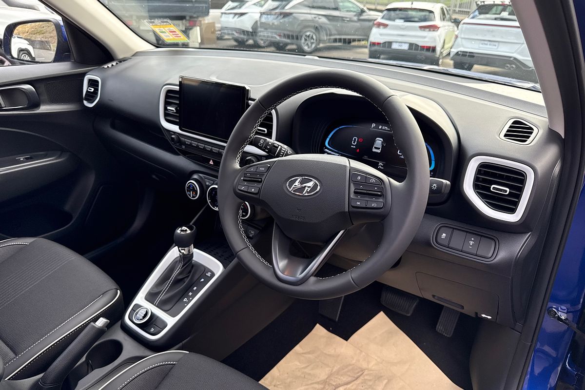 2025 Hyundai Venue Elite QX.V5
