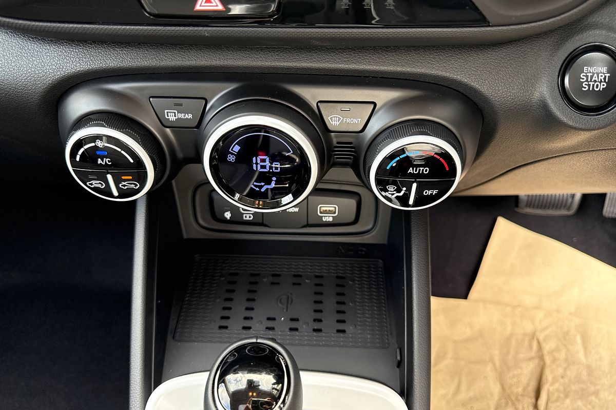 2025 Hyundai Venue Elite QX.V5
