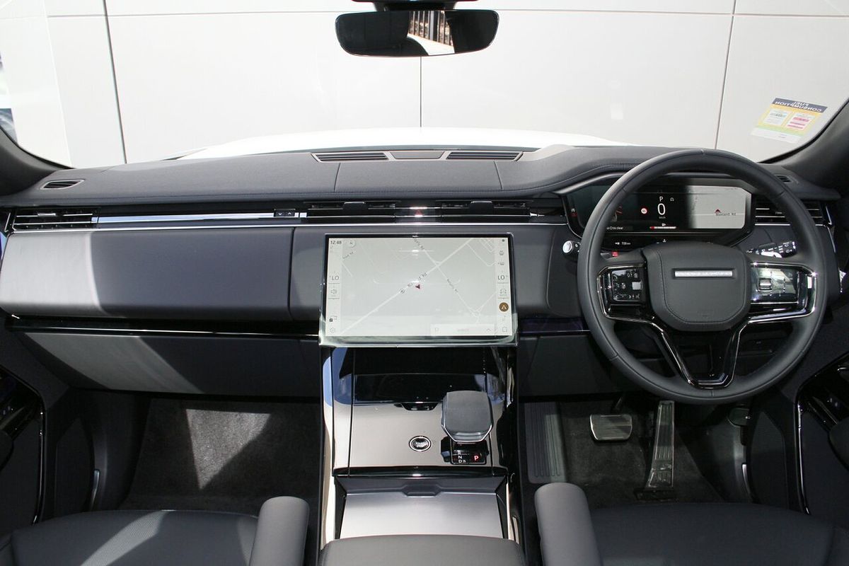 2025 Land Rover Range Rover Sport P360 Dynamic SE L461