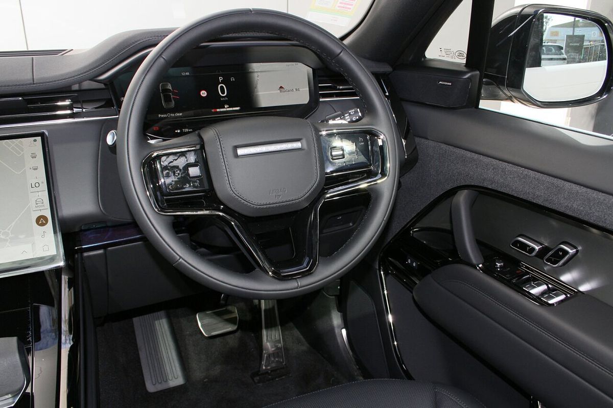 2025 Land Rover Range Rover Sport P360 Dynamic SE L461