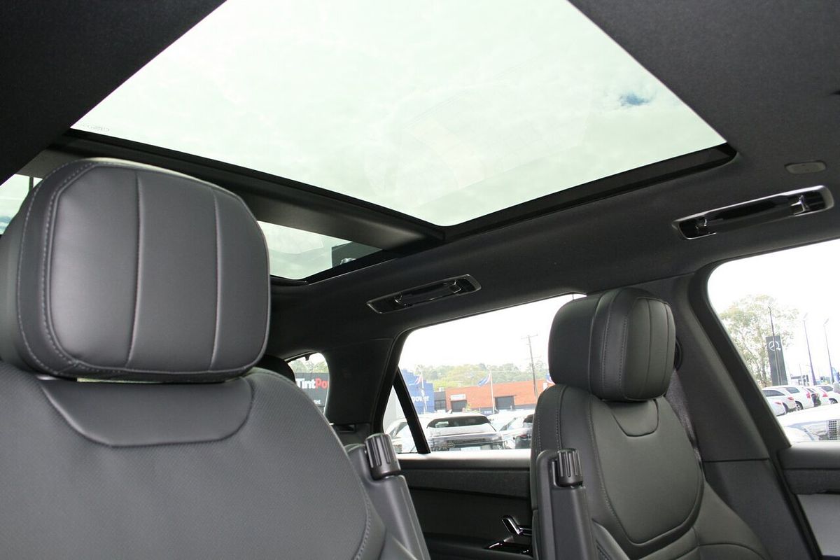 2025 Land Rover Range Rover Sport P360 Dynamic SE L461