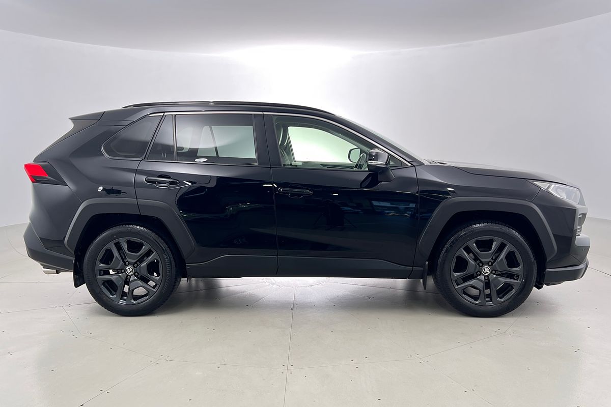 2022 Toyota RAV4 Edge AXAA54R