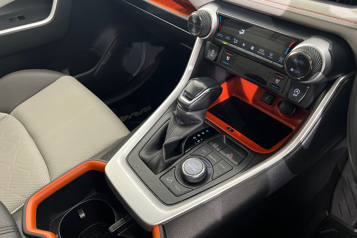 2022 Toyota RAV4 Edge AXAA54R