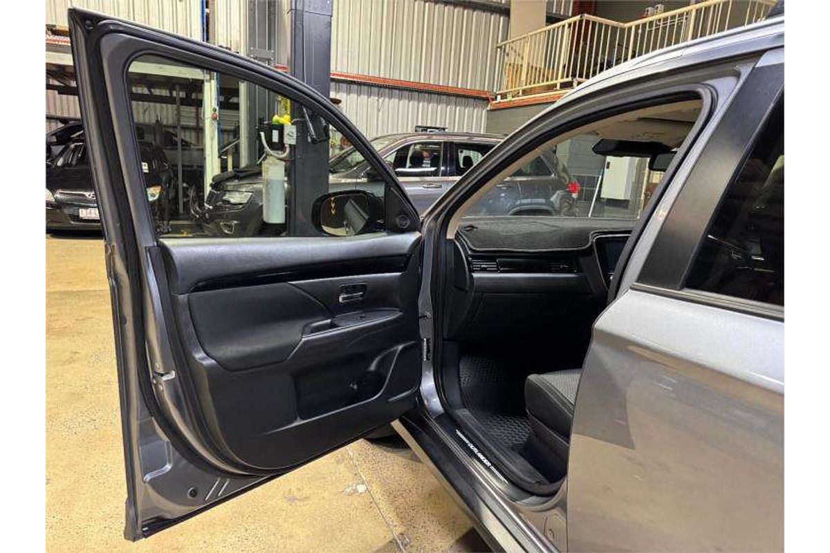 2019 Mitsubishi Outlander ES ZL