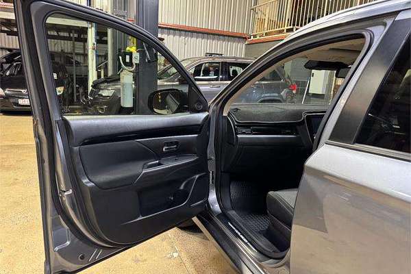 2019 Mitsubishi Outlander ES ZL