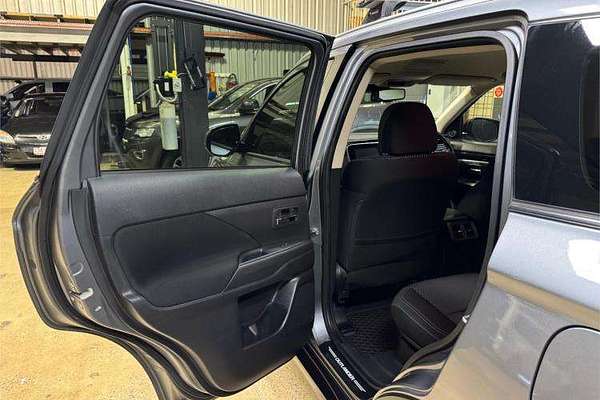 2019 Mitsubishi Outlander ES ZL