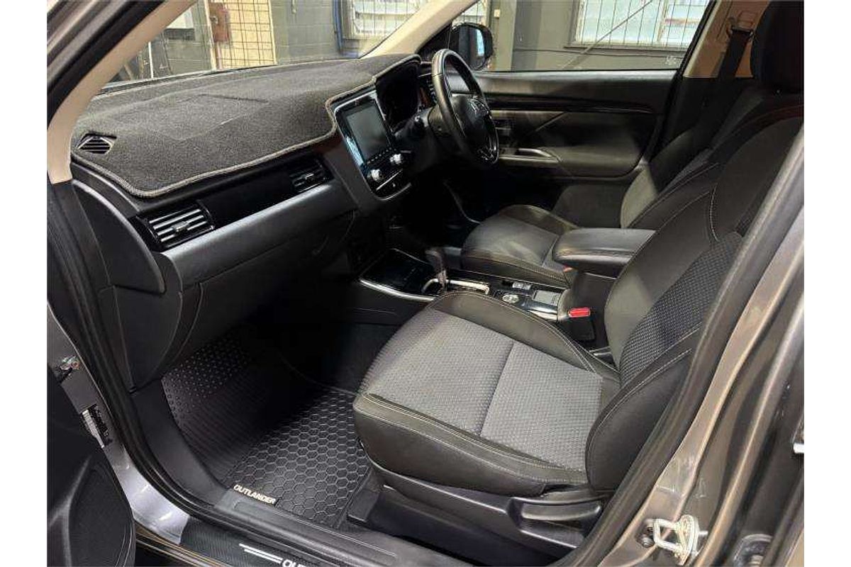 2019 Mitsubishi Outlander ES ZL